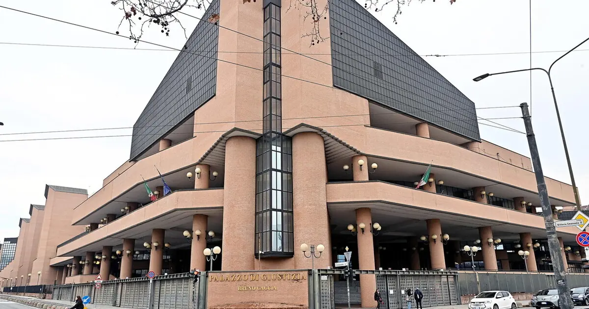 Applying for Italian CItizenship in Italian Court.
